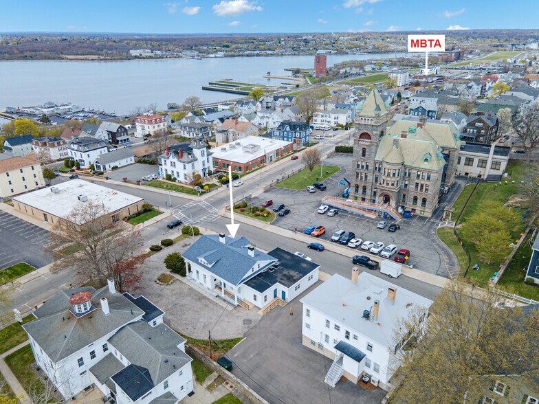 399 N Main St, Fall River, MA à vendre - Photo du bâtiment - Image 3 de 42