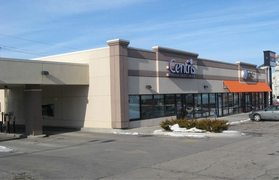 3305-3501 L St, Omaha, NE for lease - Primary Photo - Image 3 of 6