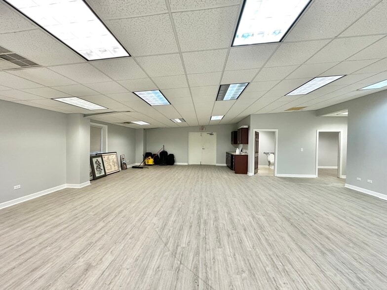 140 State St, Calumet City, IL for lease - Building Photo - Image 3 of 17