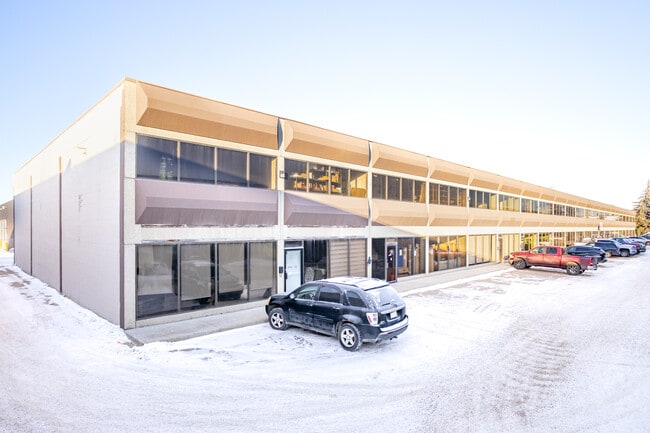 More details for 15723-15755 116 Av NW, Edmonton, AB - Industrial for Lease