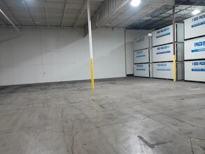 701 Ladybird Ln, Burnsville, MN for lease Building Photo- Image 2 of 4