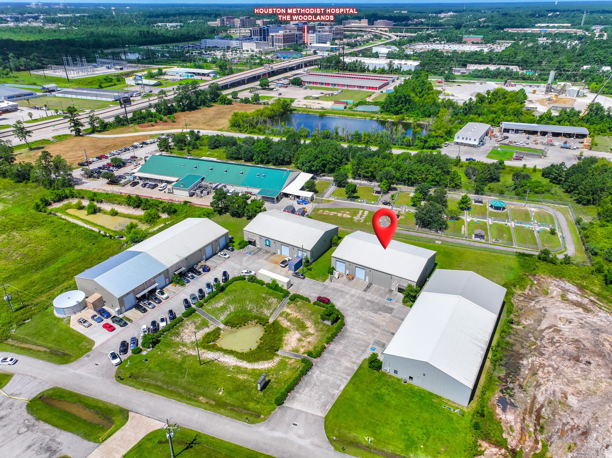8601 Fawn Trl, Conroe, TX à vendre Photo du bâtiment- Image 1 de 47