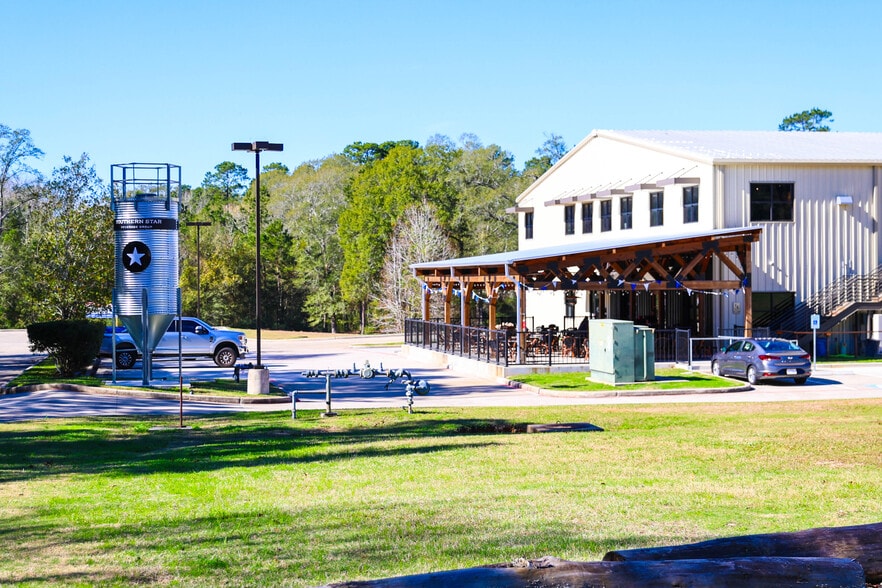 3525 N Frazier St, Conroe, TX for sale - Building Photo - Image 3 of 15