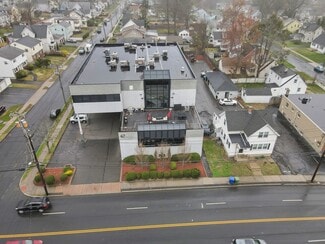 Plus de détails pour 67 Prospect Ave, West Hartford, CT - Bureau à vendre