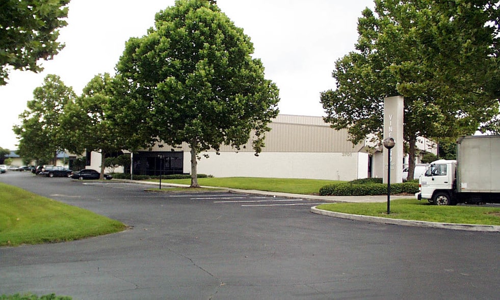 3701-3709 Vineland Rd, Orlando, FL for lease - Other - Image 3 of 14