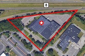 30 Nutmeg Dr, Trumbull, CT - Aerial  map view