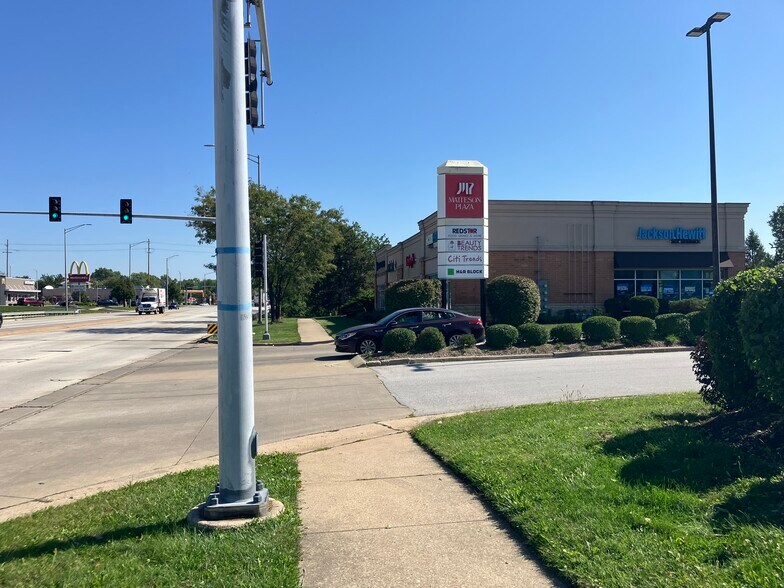 4167 Lincoln Hwy, Matteson, IL à louer - Photo du bâtiment - Image 2 de 14