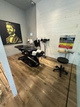 6879 Collins Ave, Miami Beach, FL for lease Interior Photo- Image 2 of 7