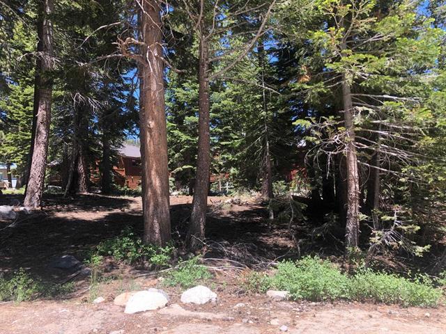 136 Red Fir Rd, Mammoth Lakes, CA for sale - Primary Photo - Image 1 of 11