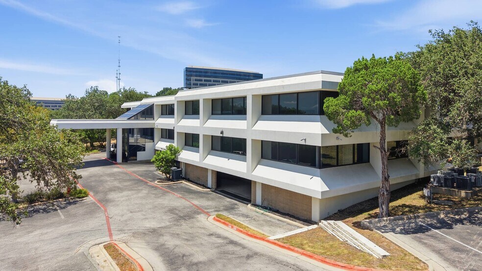 515 S Capital of Texas Hwy, West Lake Hills, TX à louer - Photo du bâtiment - Image 2 de 8