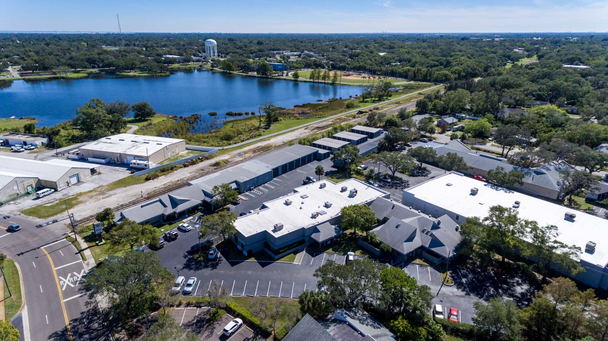 617 Lakeview Rd, Clearwater, FL à louer Photo principale- Image 1 de 10