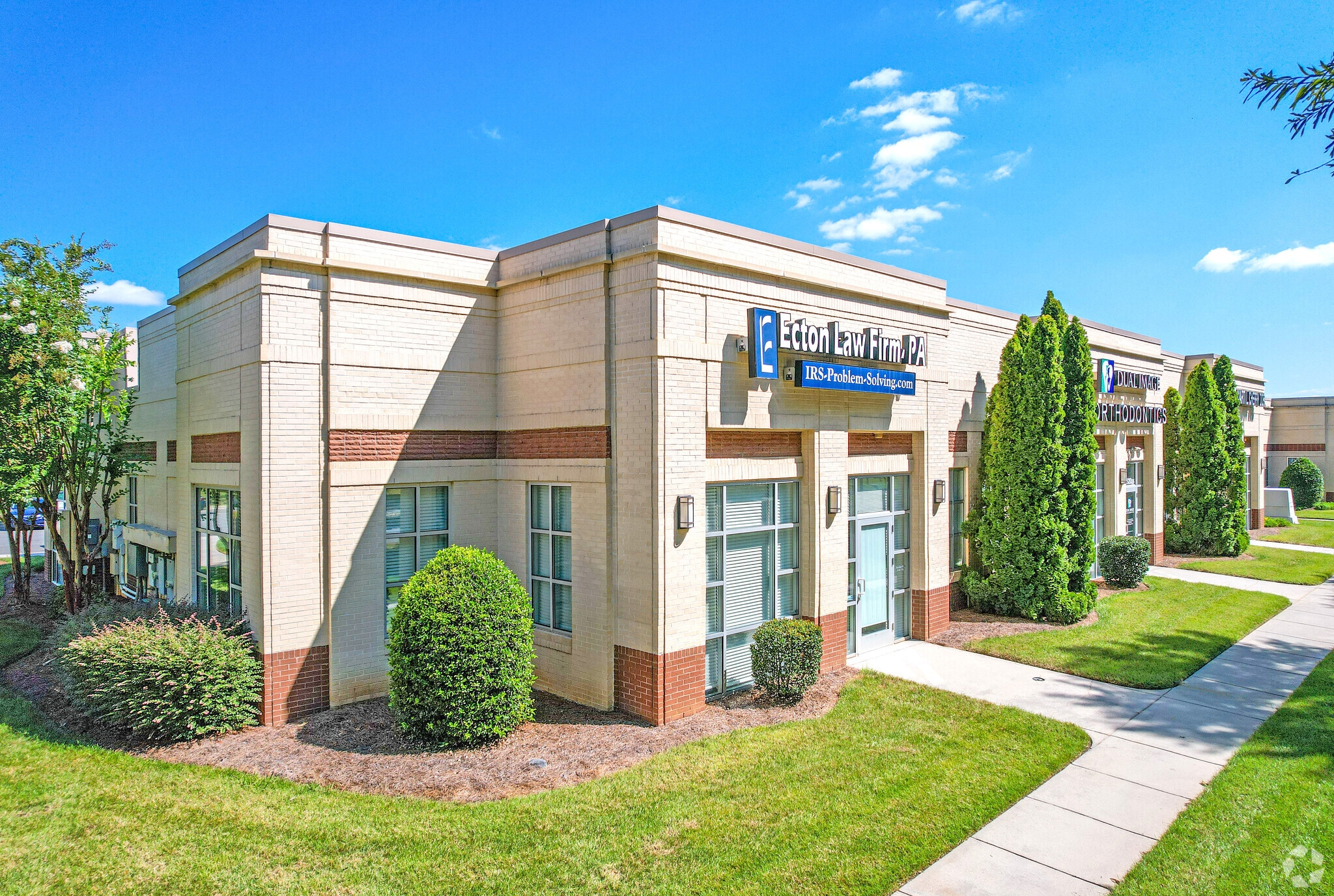 2620 Arrowood Rd, Charlotte, NC for lease Primary Photo- Image 1 of 12