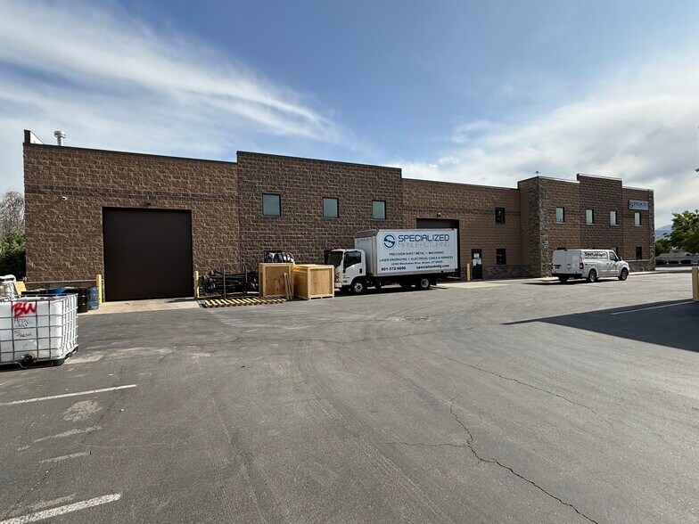 12875 S Minuteman Dr, Draper, UT à louer - Photo du bâtiment - Image 2 de 24