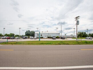 Plus de détails pour 3500 Kingshighway, East Saint Louis, IL - Sports et divertissement à vendre