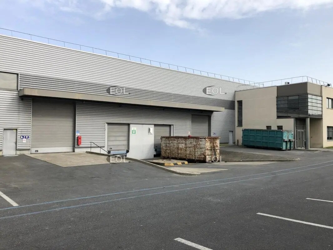 Industrial in Gennevilliers for lease Building Photo- Image 1 of 5