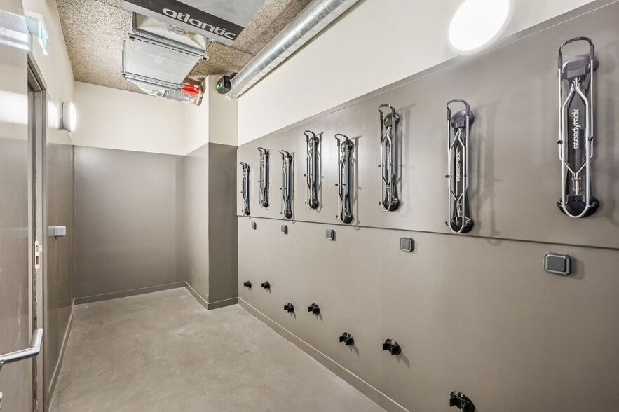 19 Rue De Madrid, Paris à louer - Photo du bâtiment - Image 3 de 9