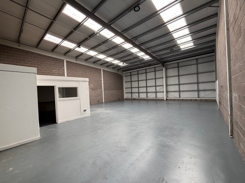Cubitt Ct, Bellshill for lease - Building Photo - Image 2 of 6