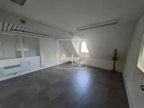 Office in Melun for lease Interior Photo- Image 2 of 7