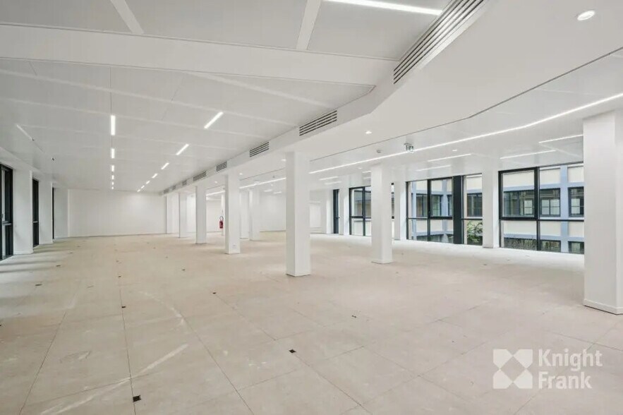 9-17 Rue Salneuve, Paris à louer - Photo du bâtiment - Image 3 de 6