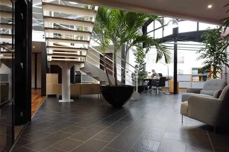 Office in Courbevoie for lease - Interior Photo - Image 2 of 8