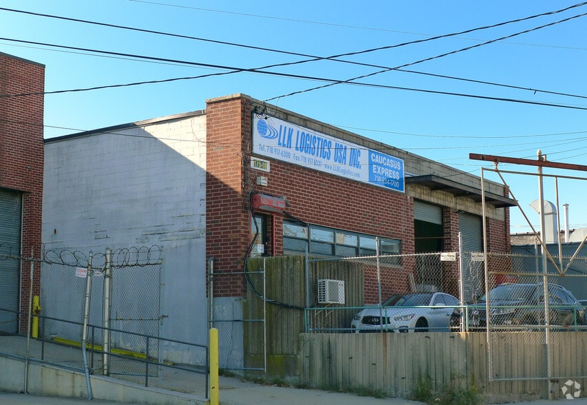 175-18 147th Ave, Jamaica, NY for lease - Primary Photo - Image 1 of 2