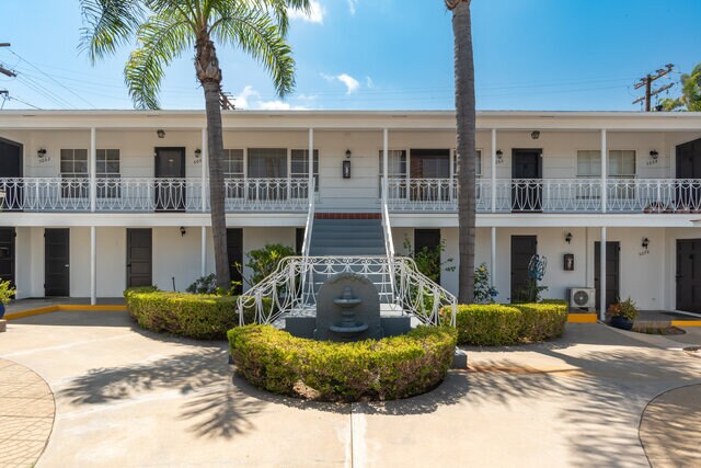 5050-5070 Marlborough Dr, San Diego, CA à vendre - Photo du bâtiment - Image 3 de 33