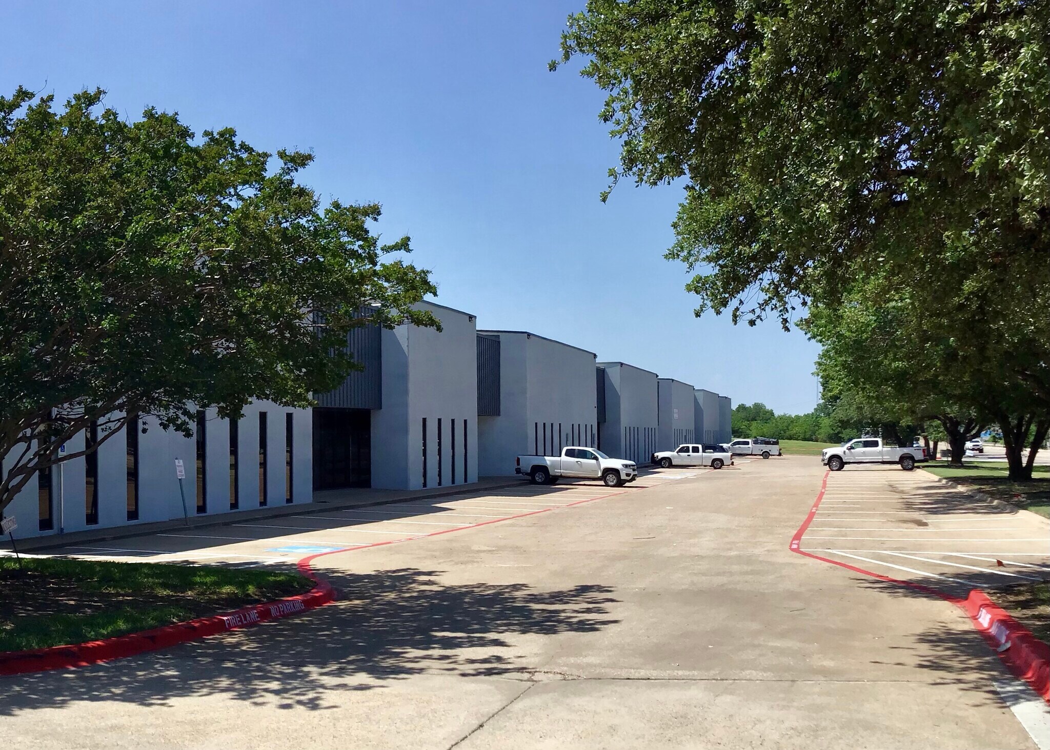808 S Blue Mound Rd, Fort Worth, TX for lease Building Photo- Image 1 of 13