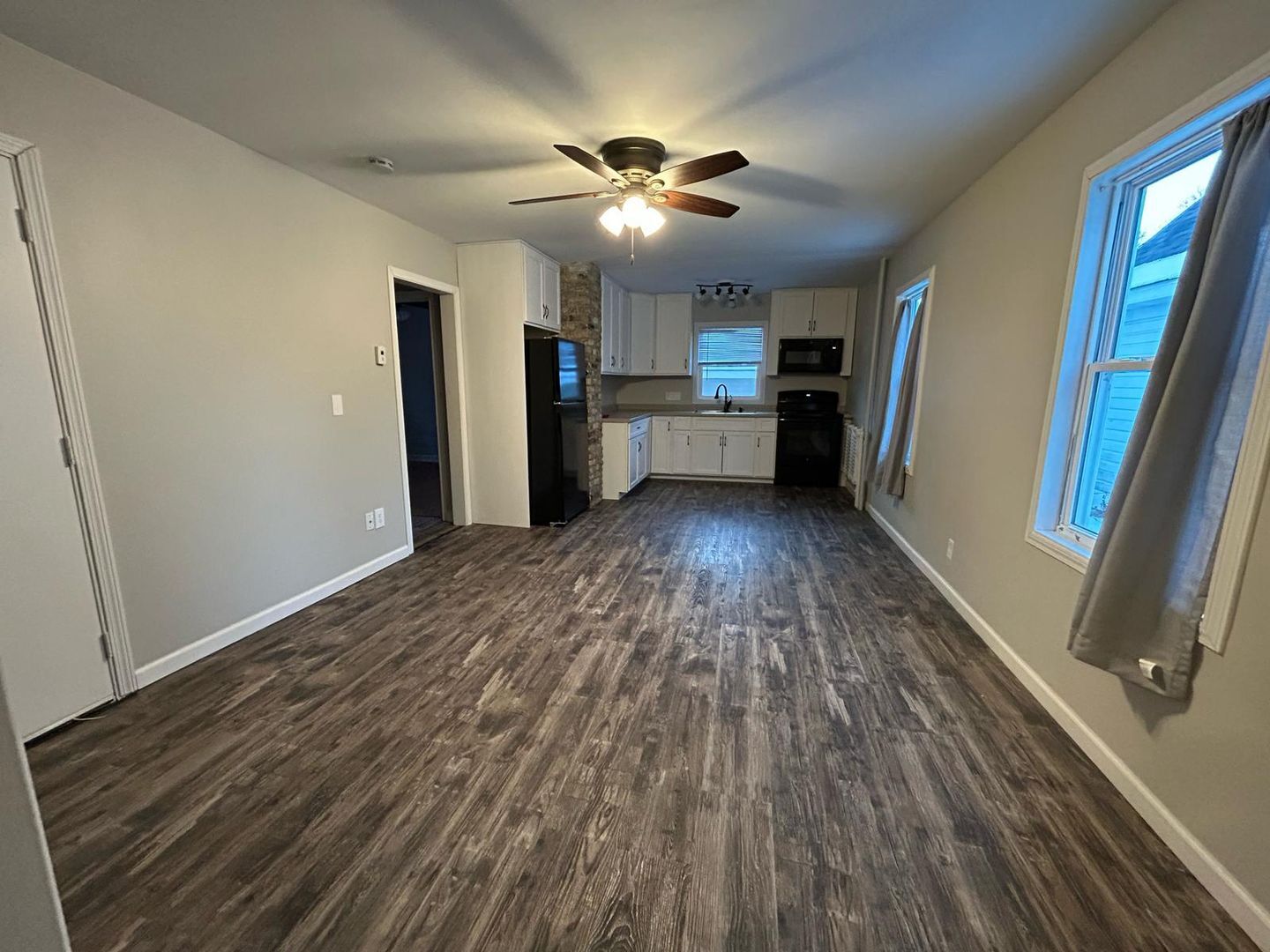 215 S 5th St, Montevideo, MN à vendre Photo du bâtiment- Image 1 de 2