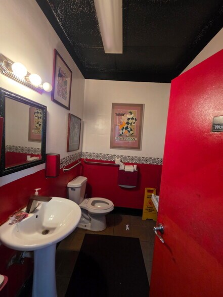 1541 Gause Blvd W, Slidell, LA for sale - Interior Photo - Image 1 of 35