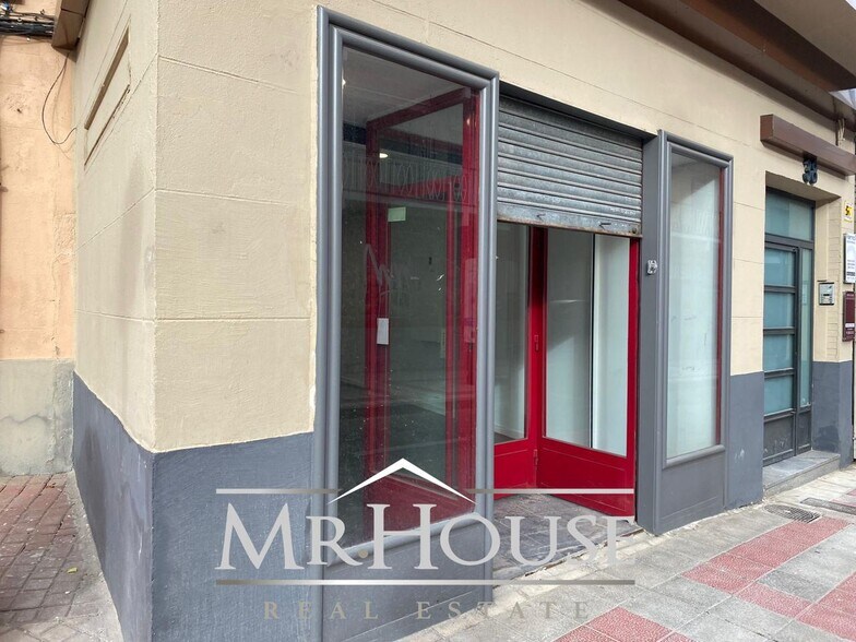 Bureau dans Getafe, Madrid à louer - Photo du bâtiment - Image 1 de 6