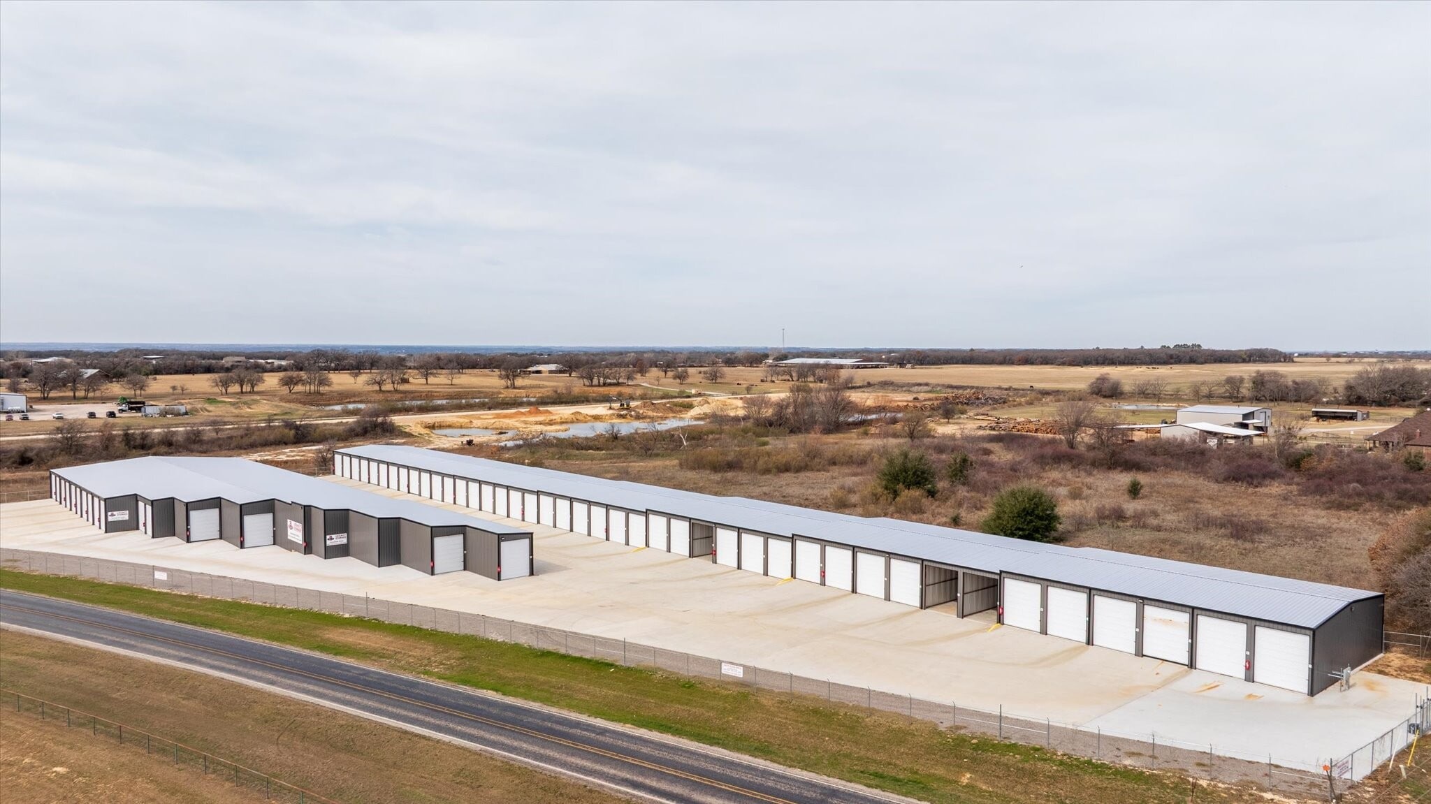 3400 X A Meyer Ct, Granbury, TX for sale Primary Photo- Image 1 of 14