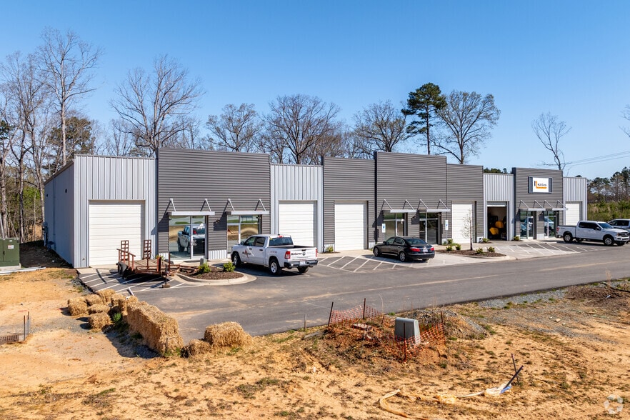 350 Acme Dr, Monroe, NC à louer - Photo du bâtiment - Image 2 de 2