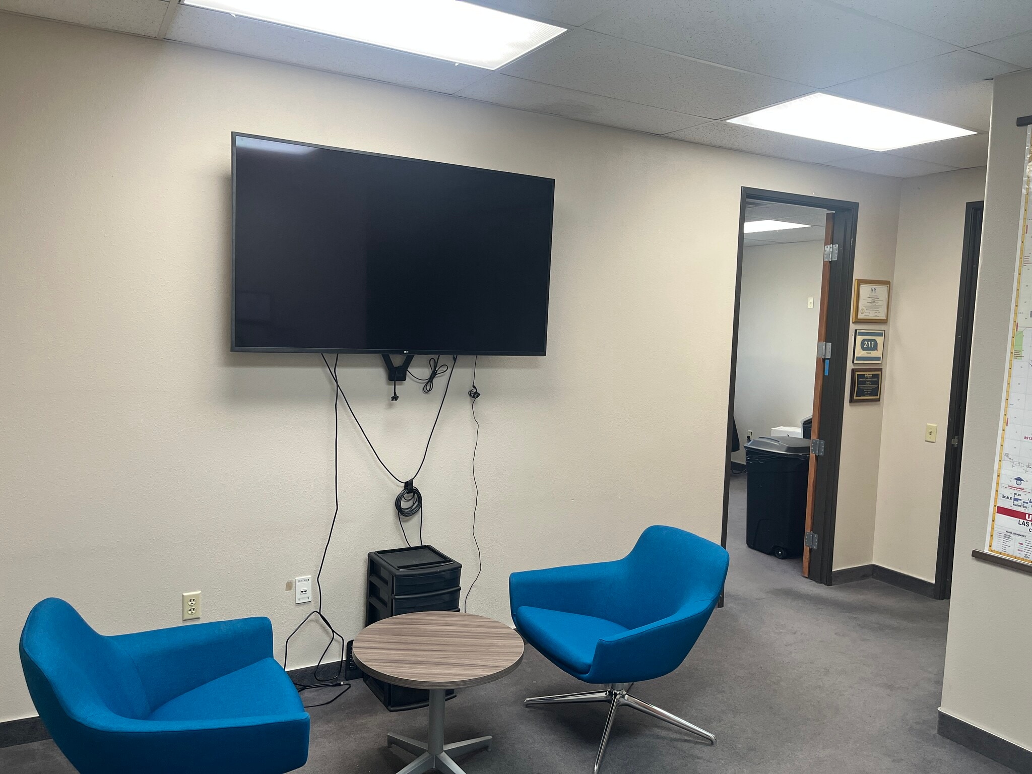 8685 W Sahara Ave, Las Vegas, NV for lease Interior Photo- Image 1 of 18