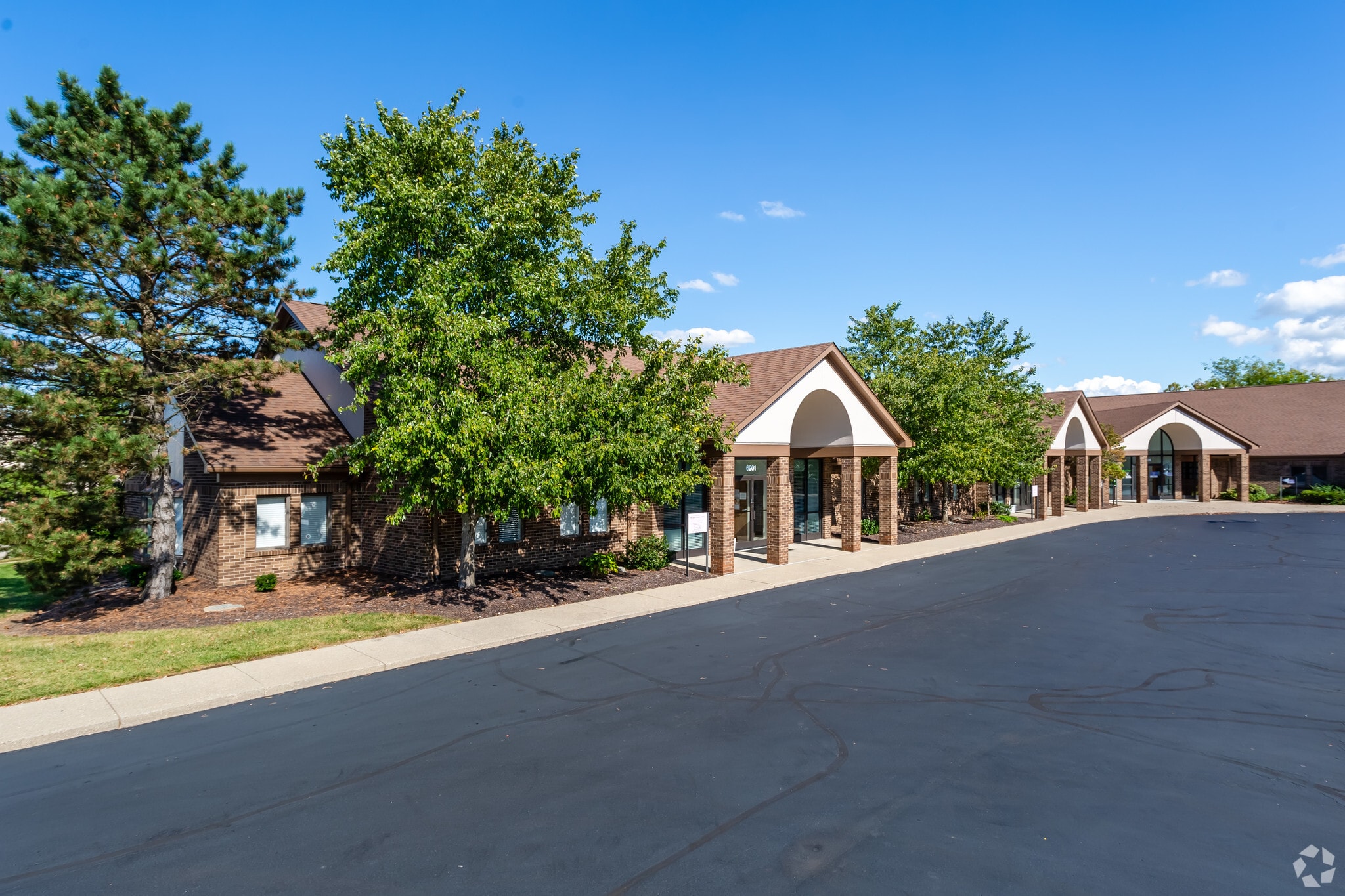 6901-6909 Burlington Pike, Florence, KY for sale Primary Photo- Image 1 of 50