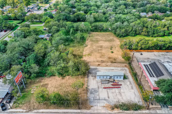 2037-2041 S WW White Rd, San Antonio, TX for sale - Primary Photo - Image 1 of 12