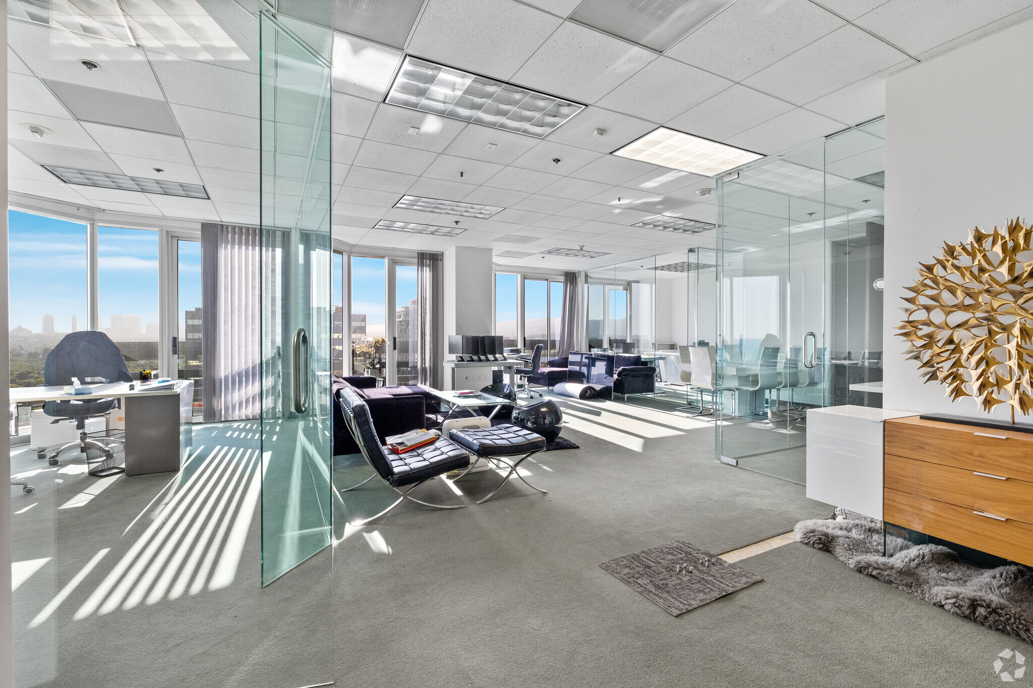 6100 Wilshire Blvd, Los Angeles, CA for lease Interior Photo- Image 1 of 2