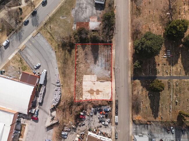 More details for 213 S Boone St, Johnson City, TN - Retail for Sale