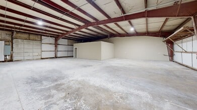 1229 Colorado Ln, Arlington, TX for lease Matterport 3D Scan- Image 1 of 7