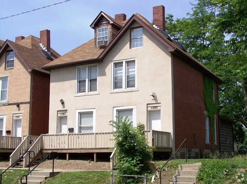 1383-1385 Indianola Ave, Columbus, OH for sale - Building Photo - Image 2 of 3