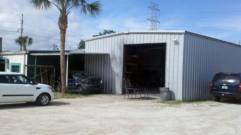 7812 Symmes Rd, Gibsonton, FL à vendre - Photo du bâtiment - Image 3 de 19