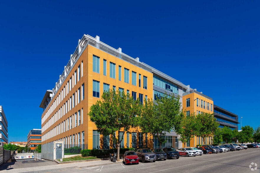 Office in Avinguda del Maresme, 33, Cornellà de Llobregat for lease - Building Photo - Image 2 of 6