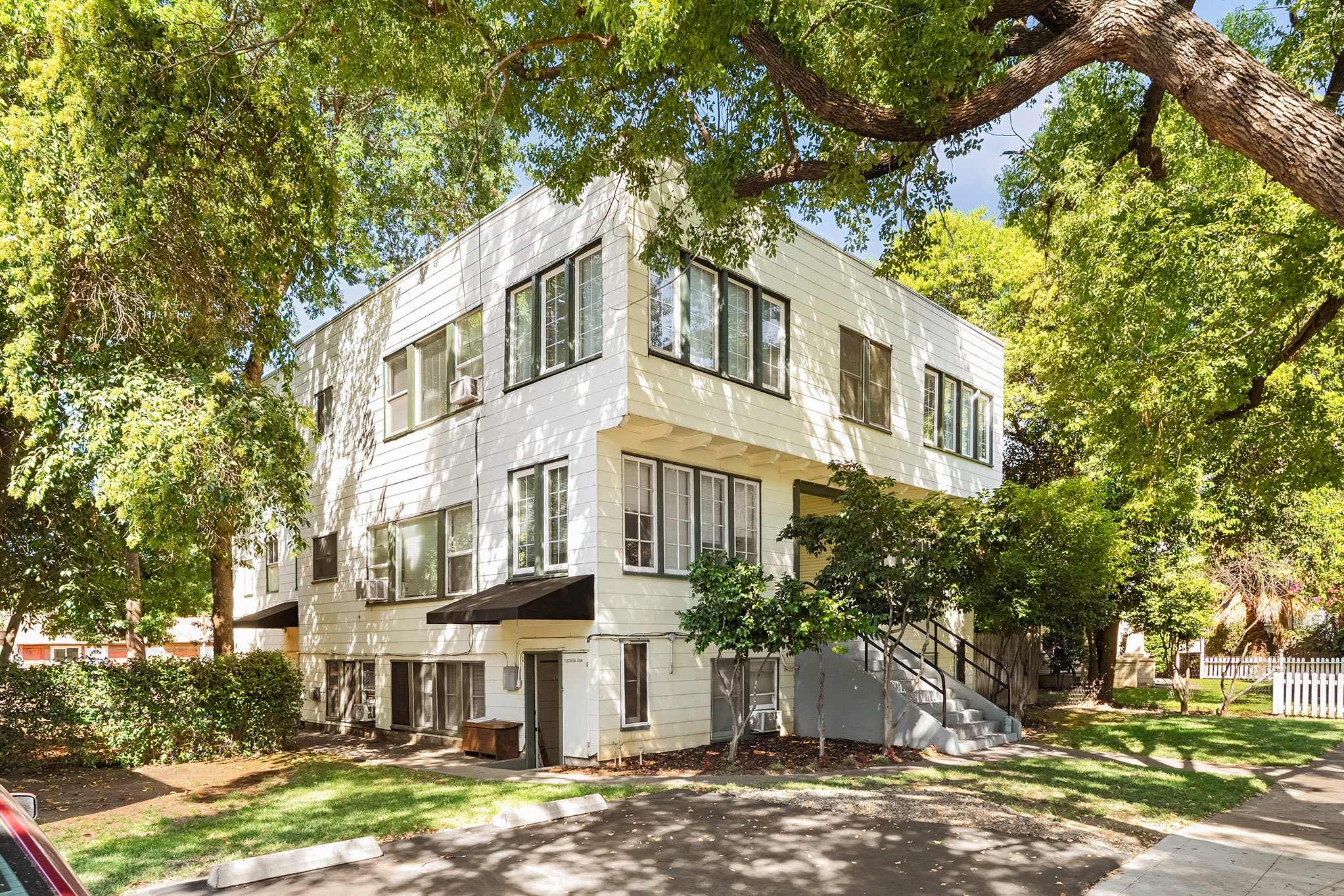 1121 Magnolia Ave, Chico, CA for sale Building Photo- Image 1 of 8