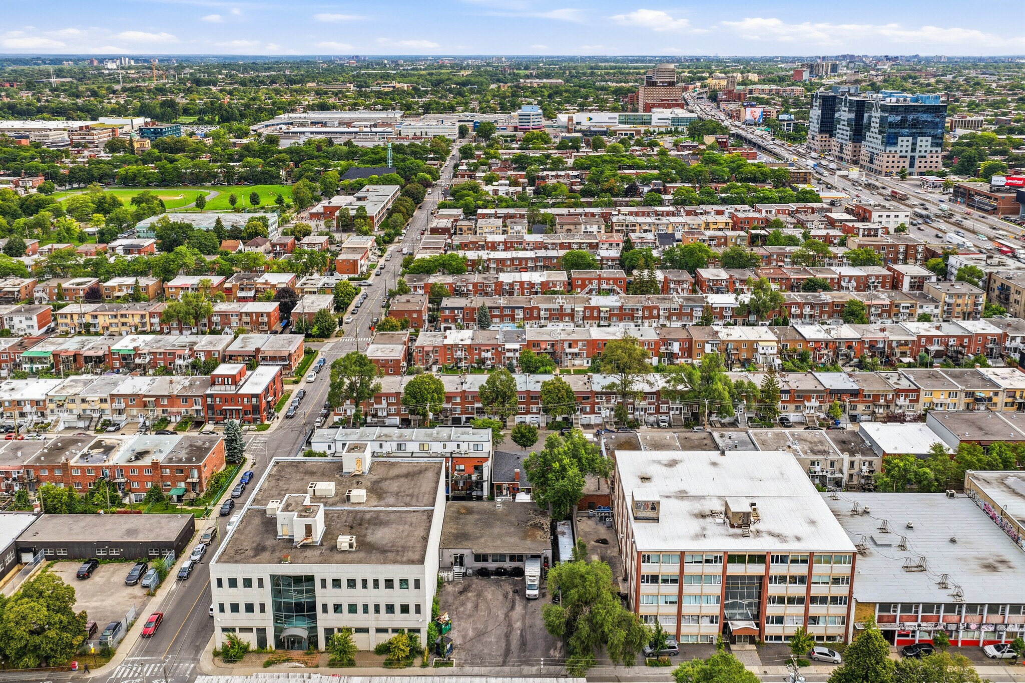 8855 Avenue Du Parc, Montréal, QC à vendre Photo principale- Image 1 de 10
