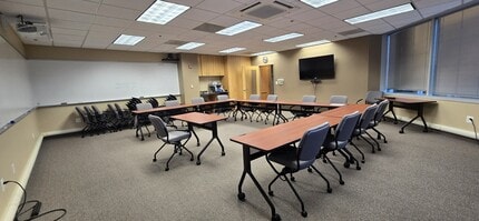 1801 Robert Fulton Dr, Reston, VA for lease Interior Photo- Image 2 of 4