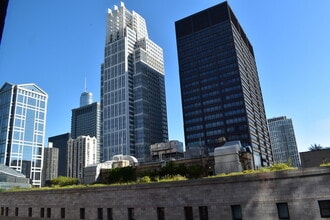 100 N lasalle St, Chicago, IL à louer Photo intérieure- Image 1 de 2