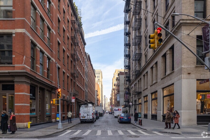 78 Crosby St, New York, NY for lease - Building Photo - Image 2 of 5
