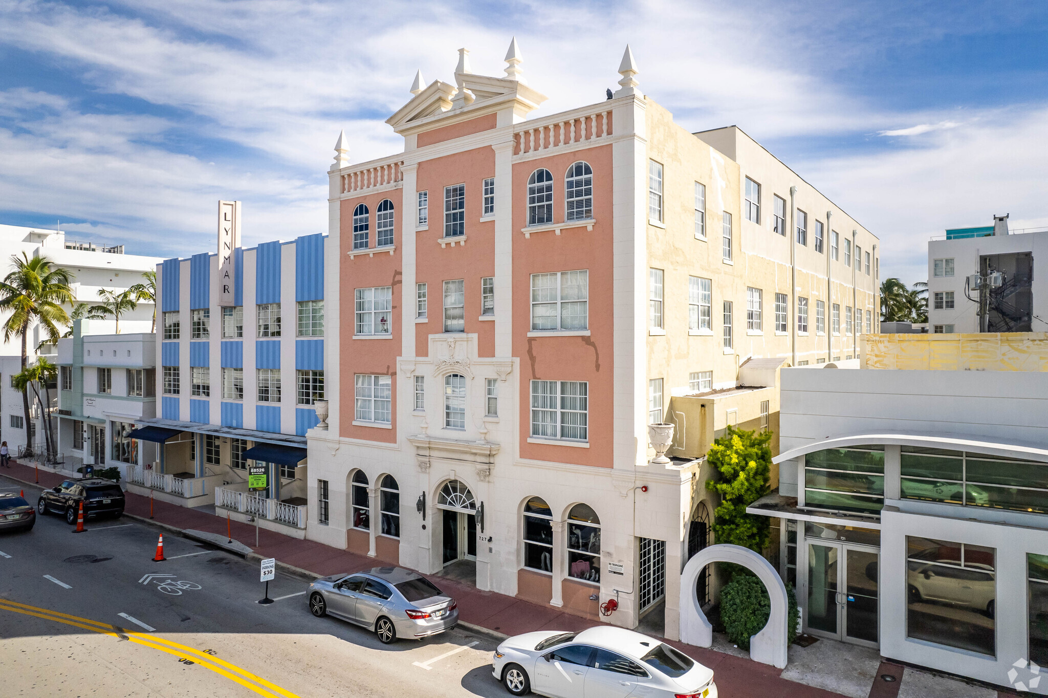 727 Collins Ave, Miami Beach, FL for sale Primary Photo- Image 1 of 1