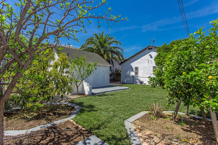 1524 S Fairfax Ave, Los Angeles, CA for sale - Building Photo - Image 3 of 4