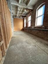 58 Pulaski St, Peabody, MA for lease Interior Photo- Image 1 of 3