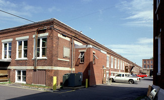 Plus de détails pour 955 Connecticut Ave, Bridgeport, CT - Plusieurs types d'espaces à louer